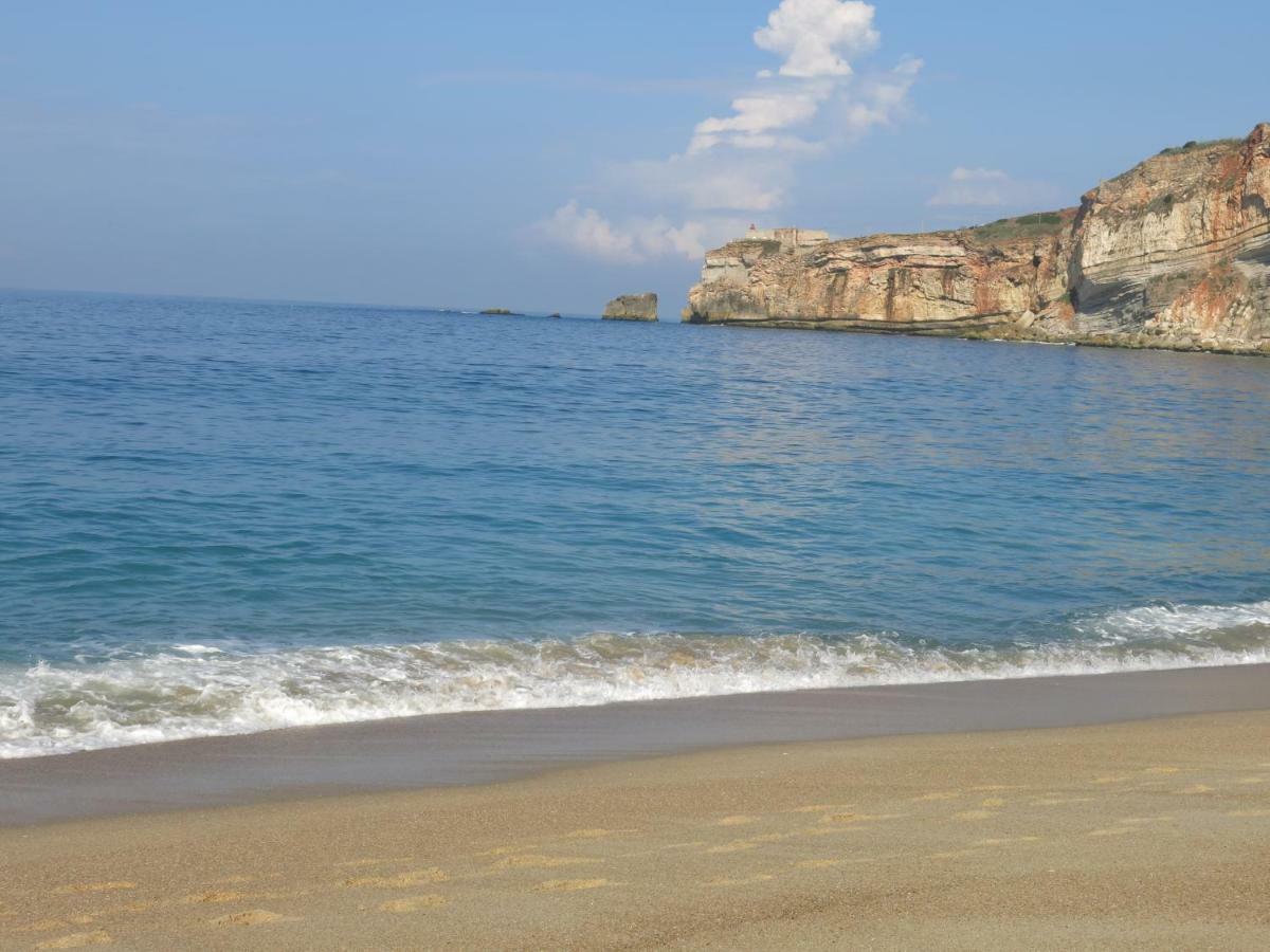 Serena Beach 3 Назаре Екстериор снимка