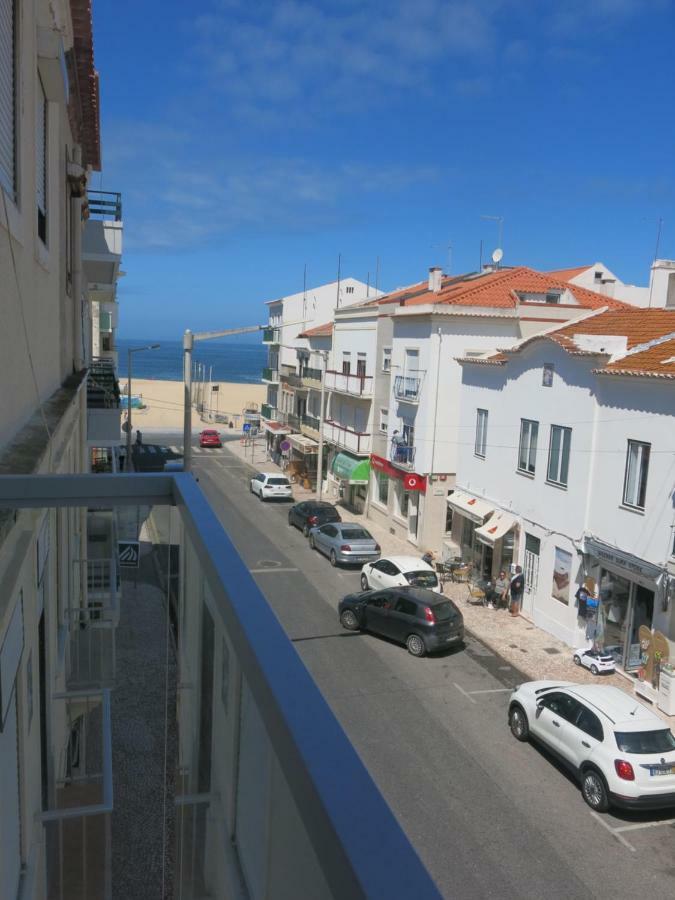 Serena Beach 3 Назаре Екстериор снимка